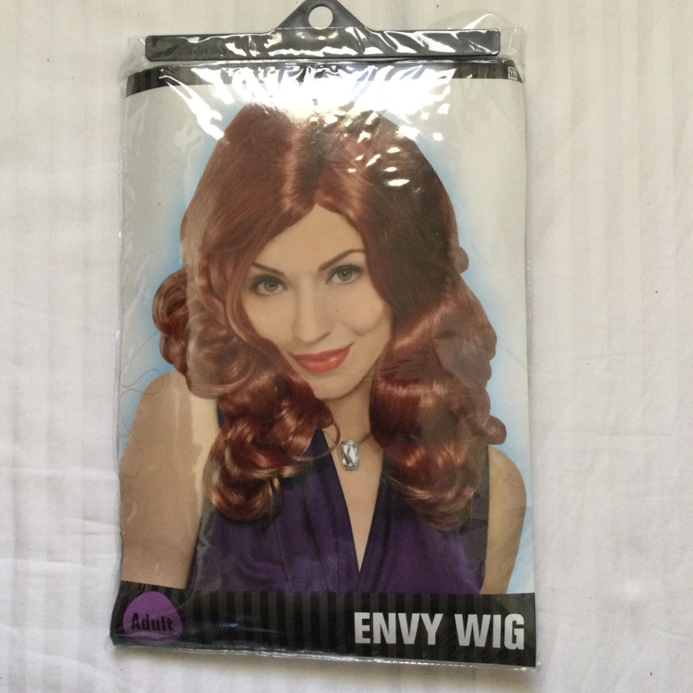 CostumesUSA Envy Wig Adult OS